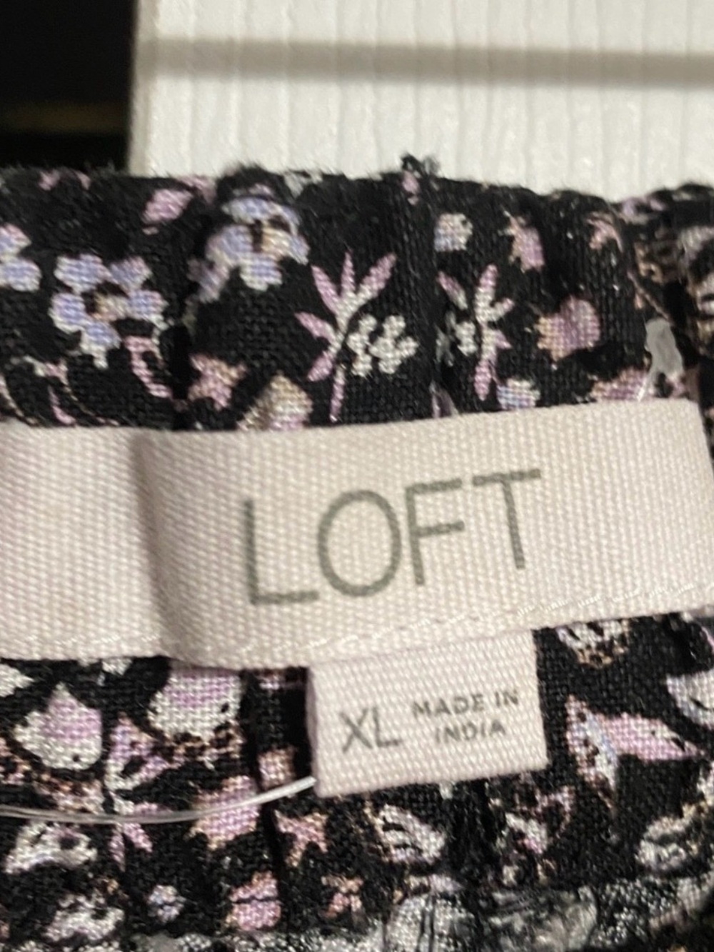 LOFT floral linen blend lightweight shorts size XL - Picture 7 of 9